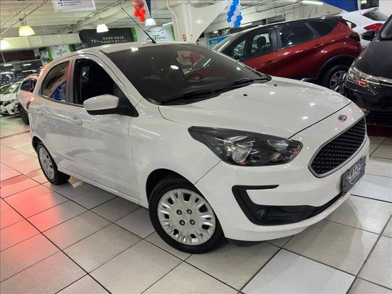 FORD KA 1.5 TI-VCT FLEX SE PLUS AUTOMÁTICO FORD KA 1.5 TI-VCT FLEX SE PLUS AUTOMÁTICO